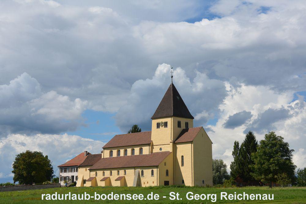 Vacaciones en bicicleta por el Lago de Constanza - La iglesia de San Jorge en la isla de Reichenau